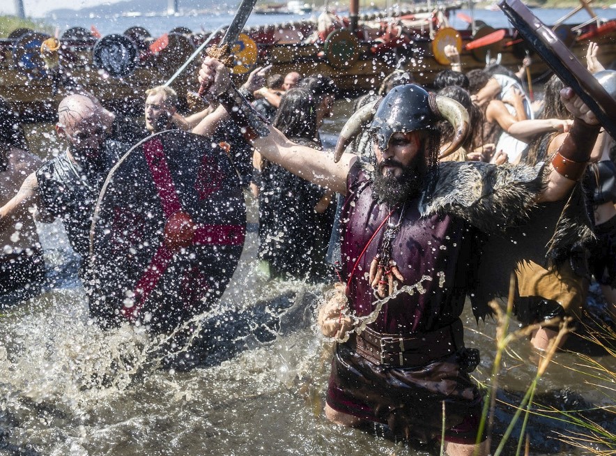 Desembarco vikingo en Catoira