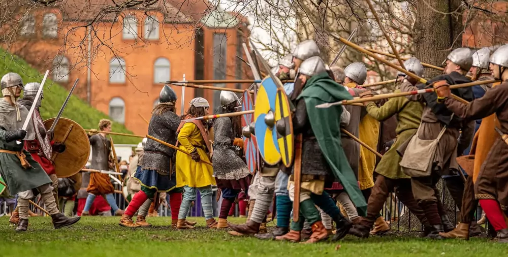 batalla vikingos en el festival vikingo york